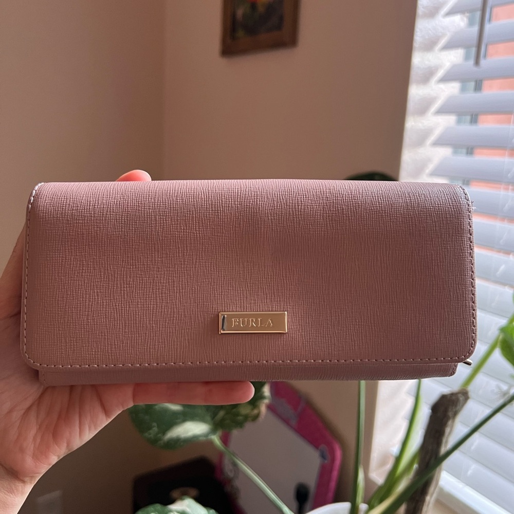 Furla Blush Pink Women's Wallet - Picture 2 of 13